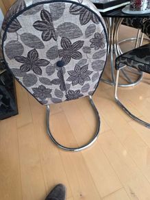 Table & Chairs
