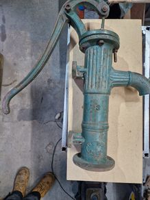 Antique park  pump