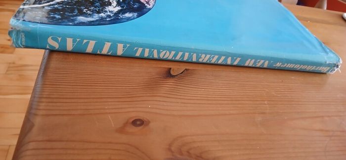 Bartholomew New International Atlas