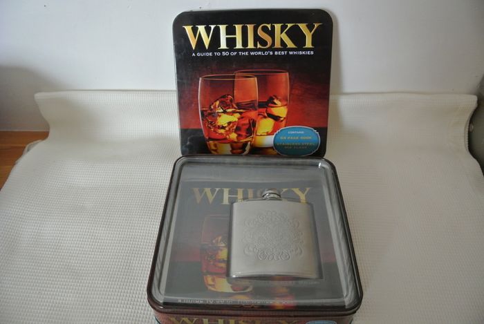 Whisky 6 Oz Hip Flask And Whisky Guide Book To 50 Of The World's Best Whiskies.