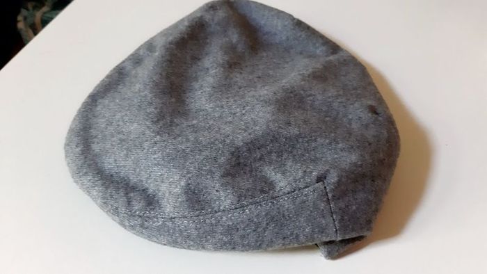 Ladies Vintage Grey Felt Cap