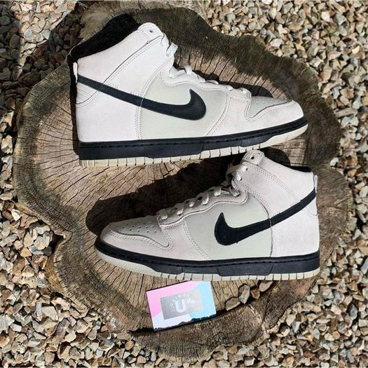 Retro Nike Dunk High Suede Light Bone Black