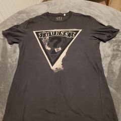 mens guess t shirt