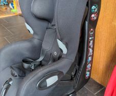 Maxi Cosi Axiss Swivel Car Seat