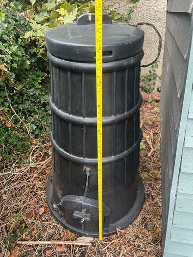 Compost bin