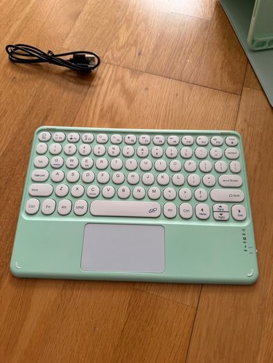 Keyboard Case Mouse for iPad Air