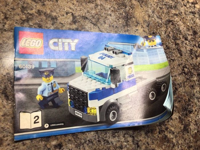 lego police command centre