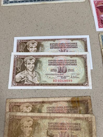 Yugoslavia 42 Banknotes lot