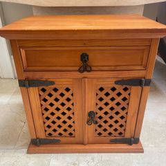Lovely Wooden Locker - Bedside Table - Nightstand - Can Deliver