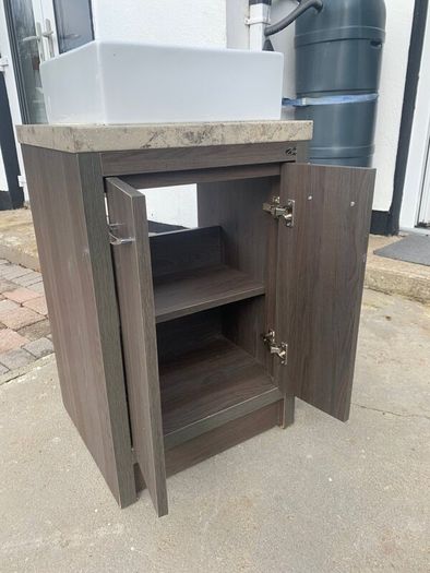 Bathroom vanity unit