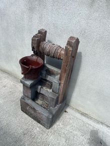 Garden Well Ornament