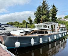Boat Cruiser
