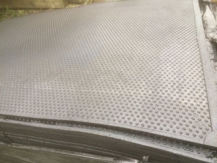 Rubber Stable mats 6x4 17 mm thick  55 each