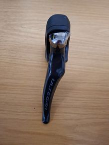 ULTEGRA STR8000 11 speed lever only.