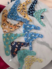 bibs