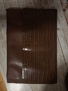Leather bag pouch
