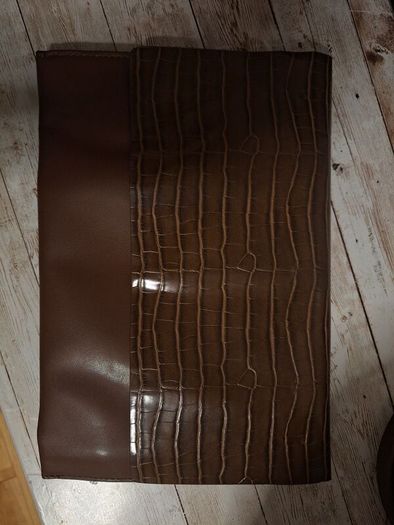 Leather bag pouch