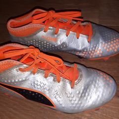 Puma football boots Size 3