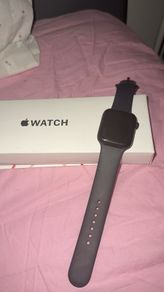 Apple Watch SE (2nd Gen) 44mm (GPS + Cellular)