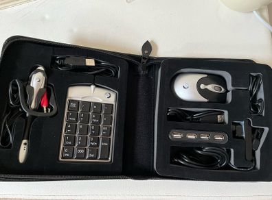 Notebook accessory kit