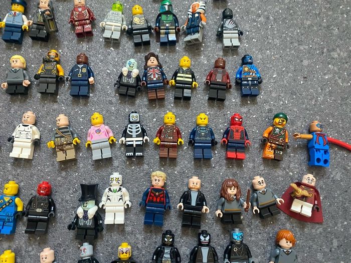 LEGO Mini Figures Star Wars Ninjago Marvel Superhero Spider Man Batman Hulk Iron Man Mickey Mouse