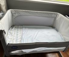 baby crib