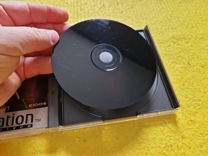 Tomb raider PlayStation1 ps1 PlayStation2 ps2 games Original