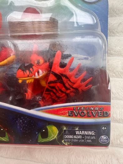 How to Train Your Dragon Legends Evolved Evolution Mini Hookfang Damaged Box Please see photos