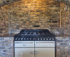 Stanley Dual Fuel Gas Range Electric Oven + Hood