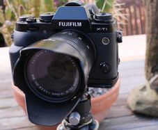 Fujifilm X-T1, Body only,16.3MP APS-C X-Trans CMOS II