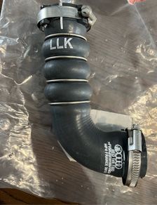 VW Audi Seat SKODA 3.0 TDI Intercooler Pipe 8E0145738D