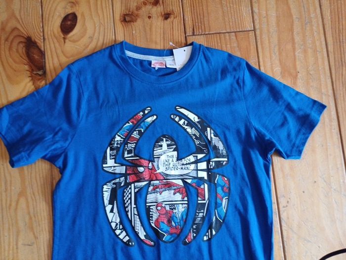 BNWT Age 10-12 Spiderman Teeshirt