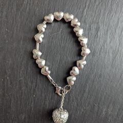 Charming heart bracelet