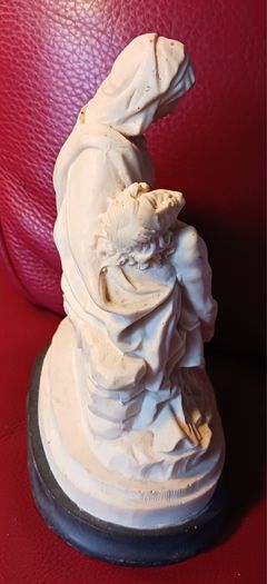 Italian La Pieta Sculpture/ Almacare Santini/