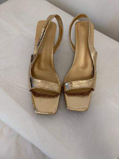 Gold Low Heel Sandals Label Size 43 (Fits EU 41)
