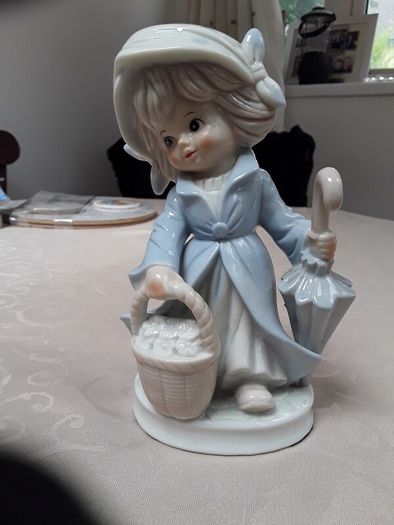 collectible figurines