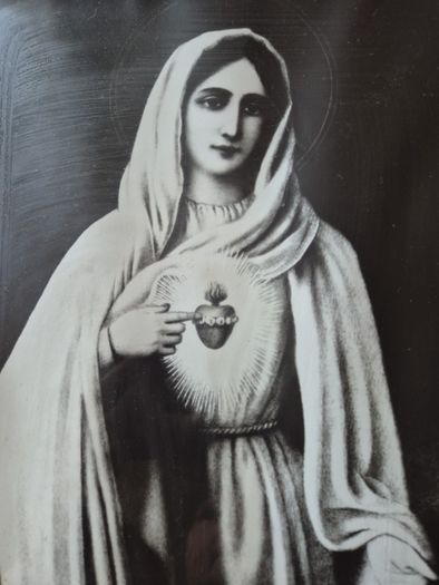 Vintage Virgin Mary Sacred Heart Picture Ornate Frame