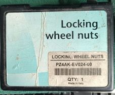 Toyota Avensis  Locking wheel nuts