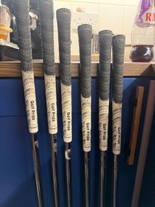 Titleist 712 MB - PW,9,8,6,5,4