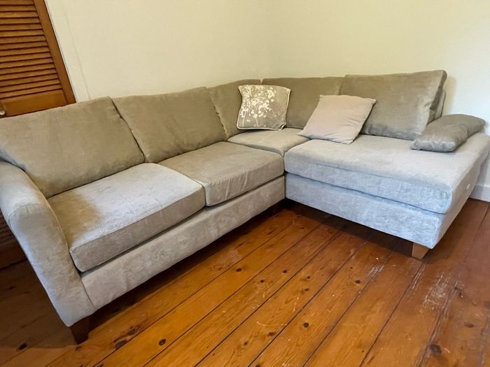 Light grey corner couch
