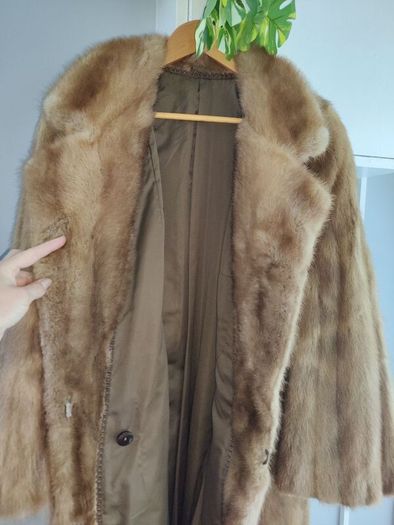 Authentic Italian Lady's Fur  Vintage Mink Coat