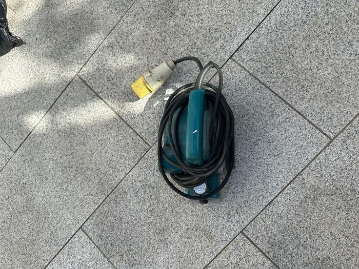 Makita planer