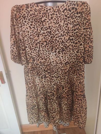 Brand new F&F V-neck leopard print viscose dress size UK14 EU42 Postage included