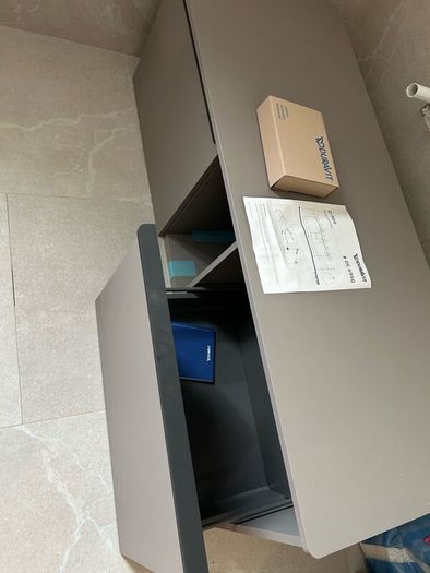 Wall mounted bathroom vanity unit