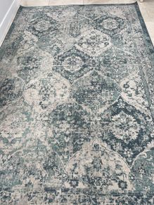Large Rug 200 x 300 cm