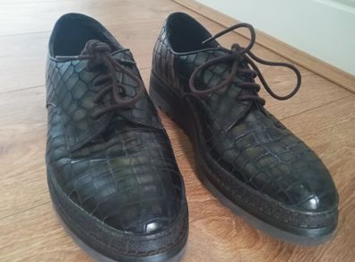 leather shoes