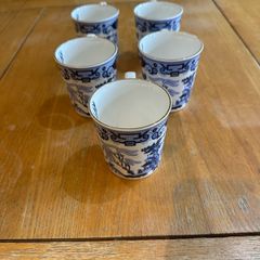 Antique Japanese style fine bone china teacups