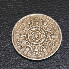 1957 Two Shillings Coin UK Elizabeth Great Britain