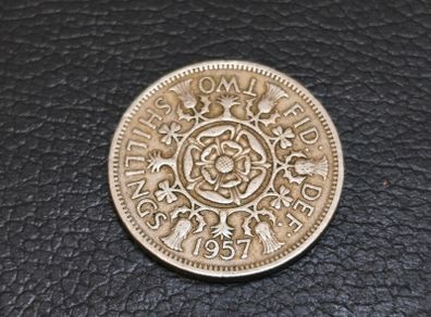 1957 Two Shillings Coin UK Elizabeth Great Britain