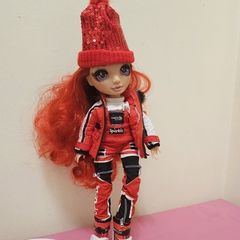 Rainbow High Fashion Doll Winter Break Ruby Anderson With Snowboard